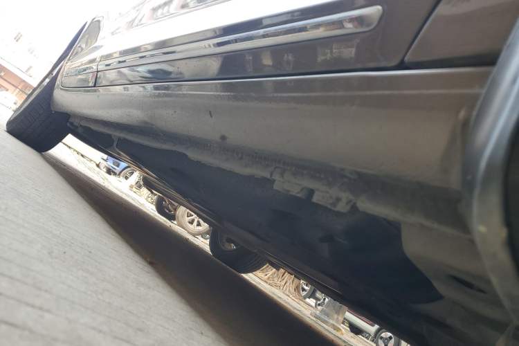 Used Buick LaCrosse 2013 2.4L SIDI Leading Comfort Version Right Side Sill
