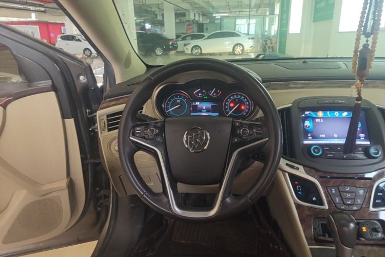 Used Buick LaCrosse 2013 2.4L SIDI Leading Comfort Version Steering Wheel