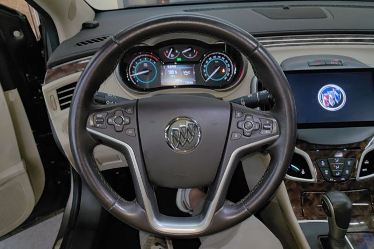 Used Buick LaCrosse 2013 2.4L SIDI Leading Comfort Version Steering Wheel