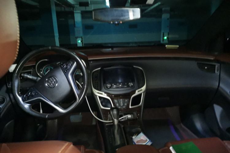 Used Buick LaCrosse 2013 2.4L SIDI Elite Comfort Version Steering Wheel