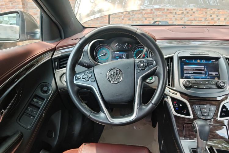 Used Buick LaCrosse 2013 2.4L SIDI Elite Comfort Version Steering Wheel