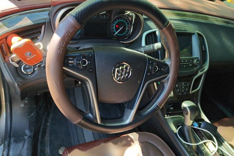 Used Buick LaCrosse 2013 2.4L SIDI Elite Comfort Version Steering Wheel