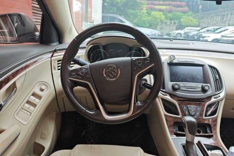 Used Buick LaCrosse 2013 2.4L SIDI Leading Comfort Version Steering Wheel