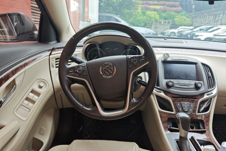 Used Buick LaCrosse 2013 2.4L SIDI Leading Comfort Version Steering Wheel