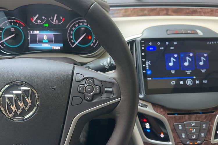 Used Buick LaCrosse 2013 2.4L SIDI Leading Comfort Version Steering Wheel