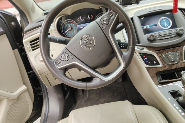 Used Buick LaCrosse 2013 2.4L SIDI Leading Comfort Version Steering Wheel
