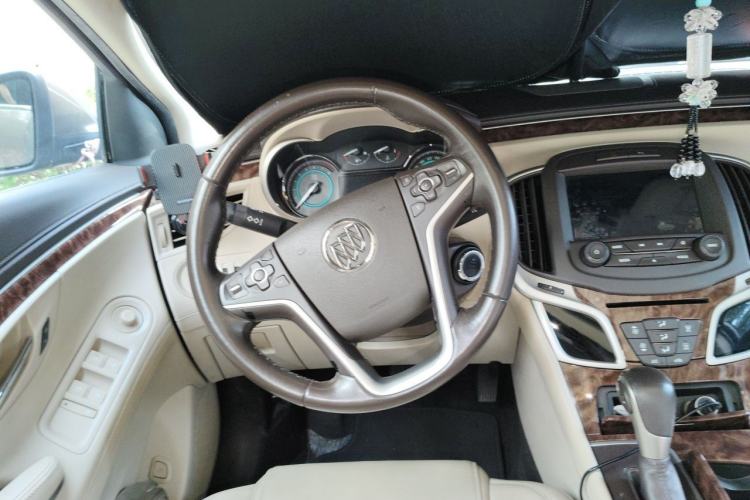 Used Buick LaCrosse 2013 2.4L SIDI Leading Comfort Version Steering Wheel
