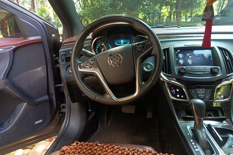 Used Buick LaCrosse 2013 2.4L SIDI Luxury Comfort Edition Steering Wheel