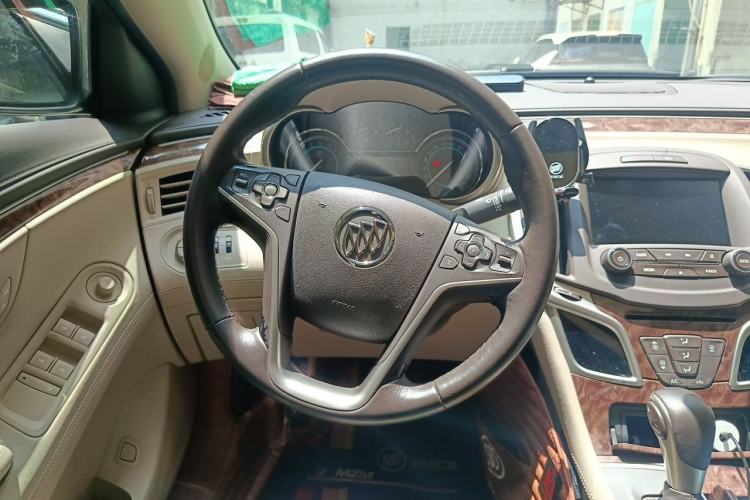 Used Buick LaCrosse 2013 2.4L SIDI Leading Comfort Version Steering Wheel