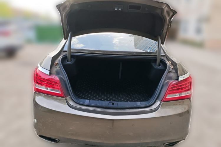 Used Buick LaCrosse 2013 2.4L SIDI Leading Comfort Version Trunk