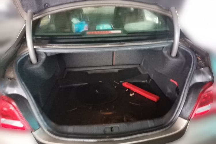 Used Buick LaCrosse 2013 2.4L SIDI Elite Comfort Version Trunk