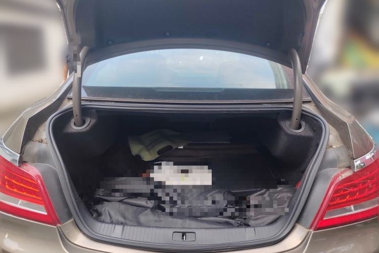 Used Buick LaCrosse 2013 2.4L SIDI Elite Comfort Version Trunk