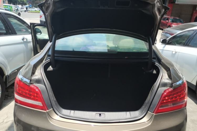 Used Buick LaCrosse 2013 2.4L SIDI Leading Comfort Version Trunk