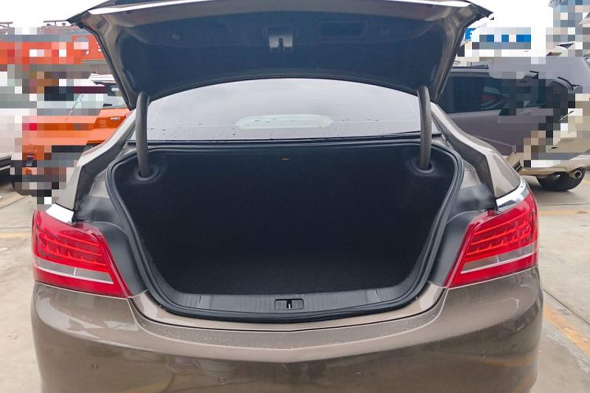 Used Buick LaCrosse 2013 2.4L SIDI Leading Comfort Version Trunk