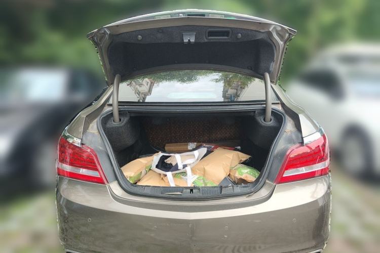 Used Buick LaCrosse 2013 2.4L SIDI Luxury Comfort Edition Trunk