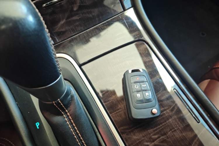 Used Buick LaCrosse 2013 2.4L SIDI Elite Comfort Version Vehicle Key