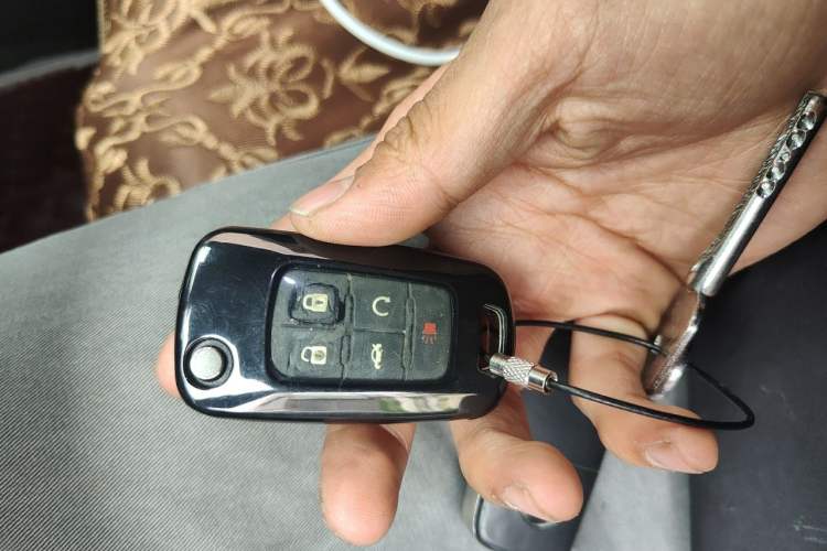 Used Buick LaCrosse 2013 2.4L SIDI Luxury Comfort Edition Vehicle Key