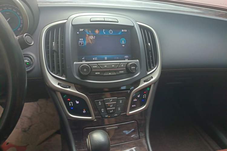 Used Buick LaCrosse 2013 2.4L SIDI Elite Comfort Version Audio And AC Panel