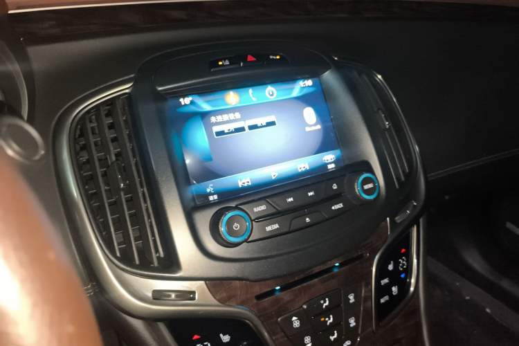 Used Buick LaCrosse 2013 2.0T SIDI Smart Luxury Flagship Edition Audio And AC Panel