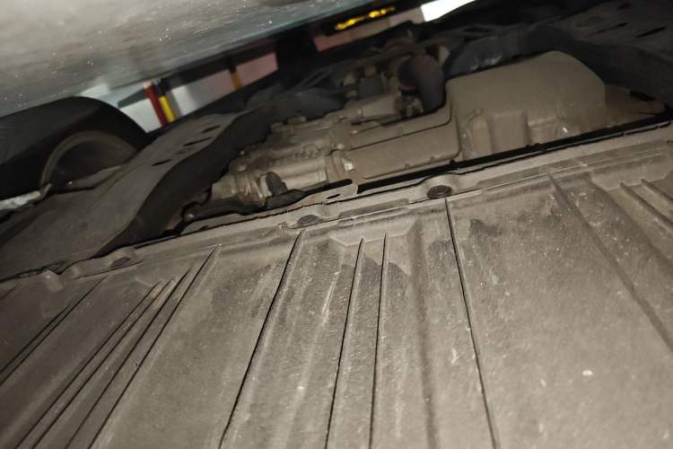 Used Buick LaCrosse 2013 2.4L SIDI Elite Comfort Version Chassis Front