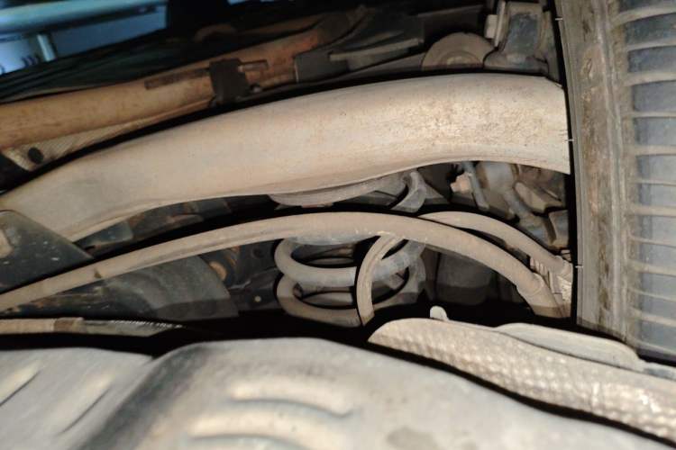 Used Buick LaCrosse 2013 2.4L SIDI Luxury Comfort Edition Chassis Rear Left