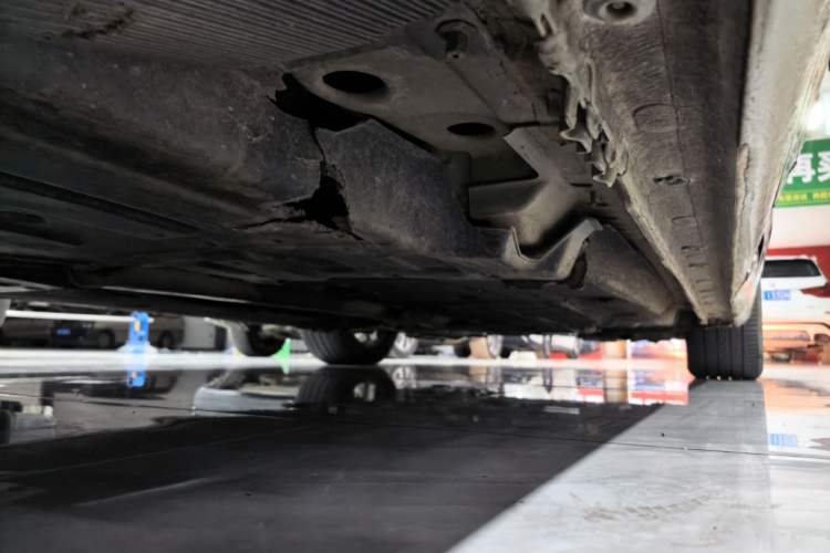 Used Buick LaCrosse 2013 2.4L SIDI Elite Comfort Version Chassis Rear Right