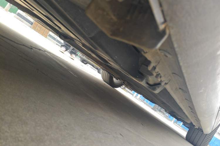 Used Buick LaCrosse 2013 2.4L SIDI Elite Comfort Version Chassis Rear Right