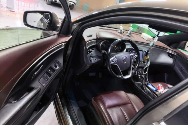 Used Buick LaCrosse 2013 2.4L SIDI Elite Comfort Version Driver Seat