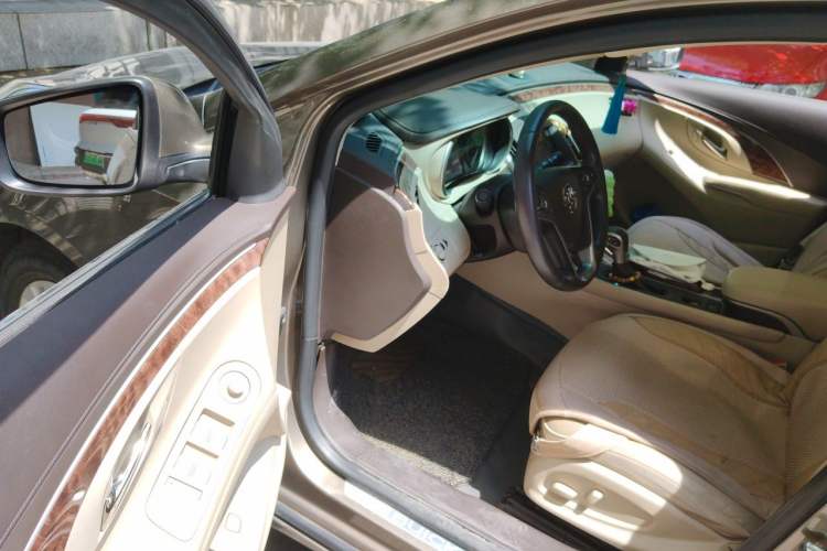 Used Buick LaCrosse 2013 2.4L SIDI Leading Comfort Version Driver Seat