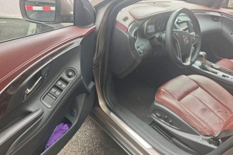 Used Buick LaCrosse 2013 2.4L SIDI Luxury Comfort Edition Driver Seat