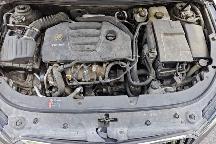 Used Buick LaCrosse 2013 2.0T SIDI Smart Luxury Flagship Edition Engine Bay