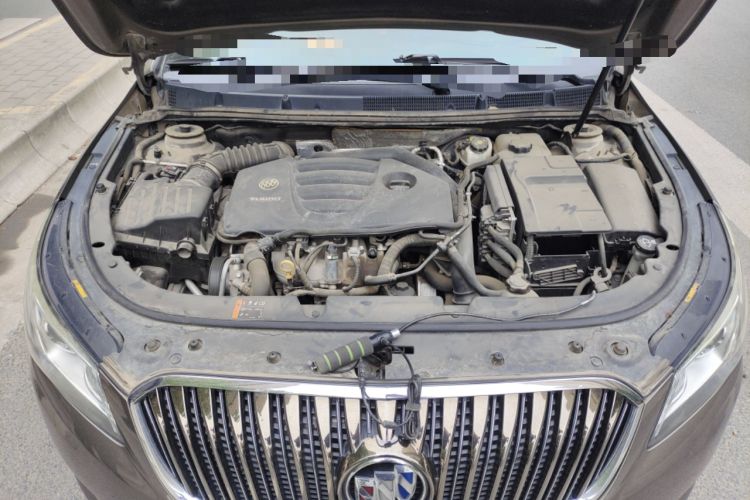 Used Buick LaCrosse 2013 2.0T SIDI Elite Tech Version Engine Bay
