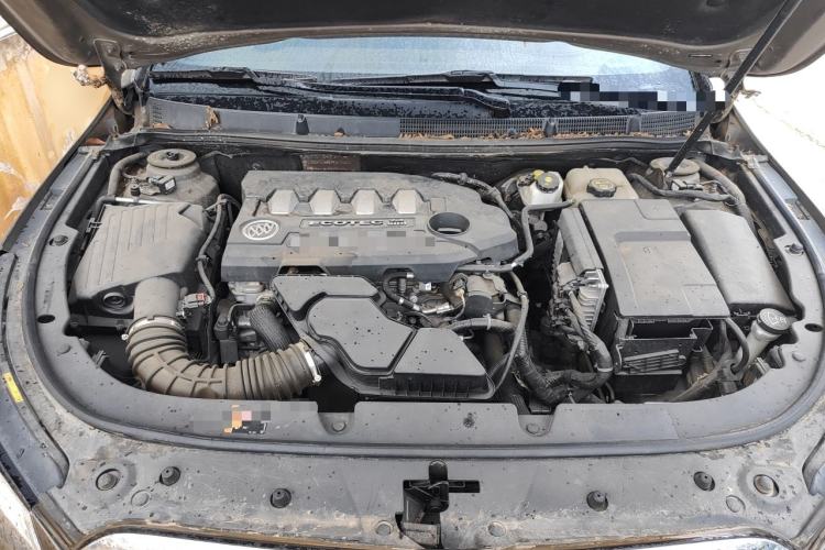 Used Buick LaCrosse 2013 2.4L SIDI Luxury Comfort Edition Engine Bay