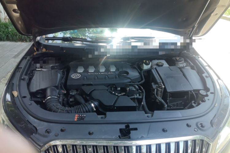 Used Buick LaCrosse 2013 2.4L SIDI Leading Comfort Version Engine Bay