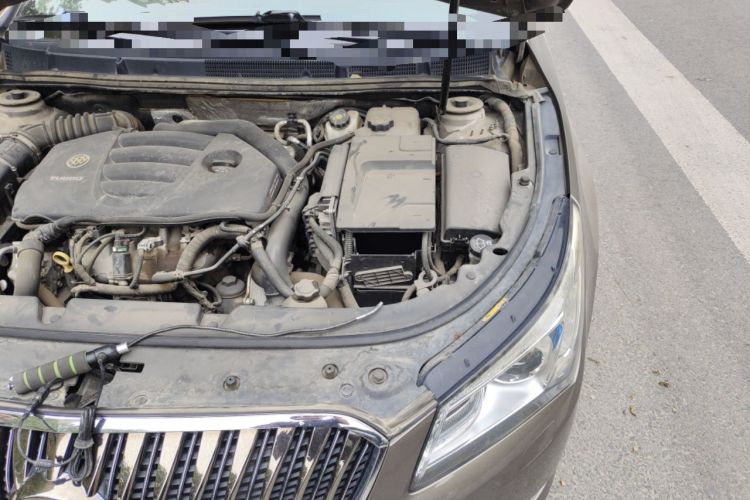 Used Buick LaCrosse 2013 2.0T SIDI Elite Tech Version Engine Bay Left