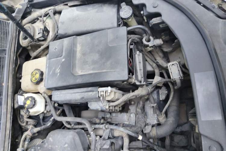Used Buick LaCrosse 2013 2.4L SIDI Luxury Comfort Edition Engine Bay Left