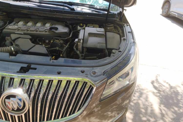 Used Buick LaCrosse 2013 2.4L SIDI Leading Comfort Version Engine Bay Left