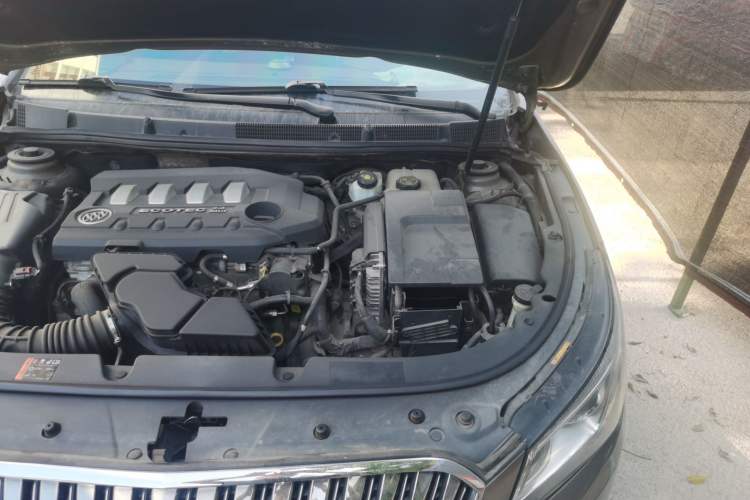 Used Buick LaCrosse 2013 2.4L SIDI Leading Comfort Version Engine Bay Left