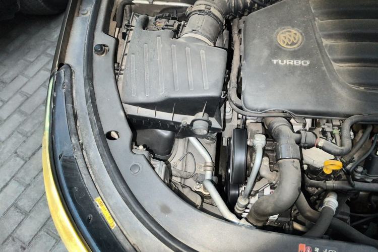 Used Buick LaCrosse 2013 2.0T SIDI Smart Luxury Flagship Edition Engine Bay Right