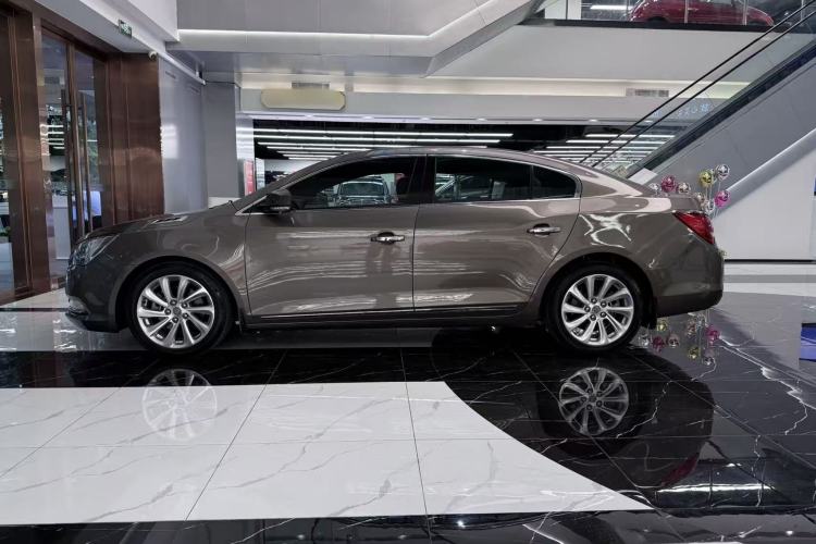 Used Buick LaCrosse 2013 2.0T SIDI Smart Luxury Flagship Edition Exterior 6