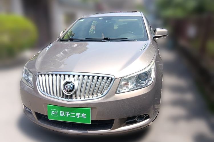 Used Buick LaCrosse 2013 2.4L SIDI Elite Comfort Version Front