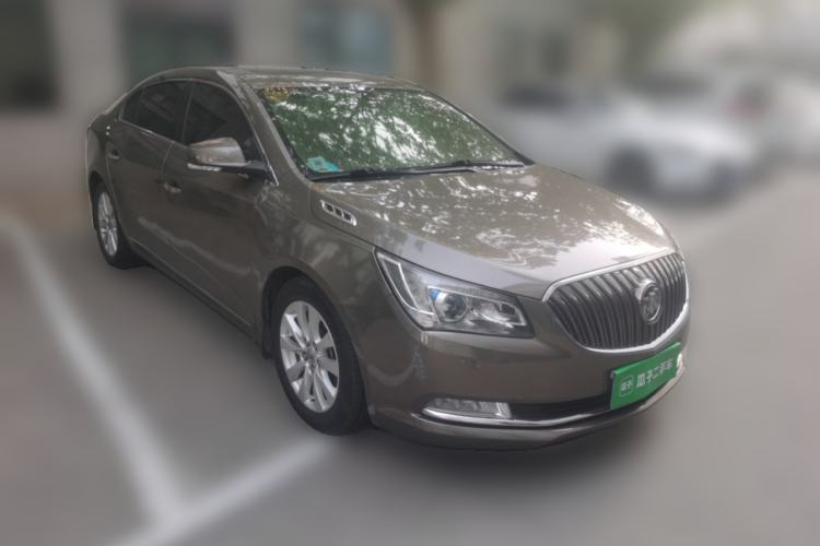 Used Buick LaCrosse 2013 2.4L SIDI Elite Comfort Version Front Right 45 Deg