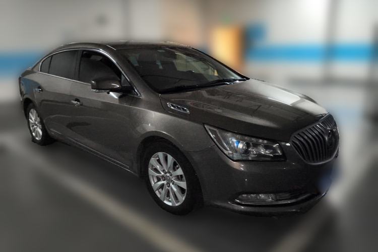 Used Buick LaCrosse 2013 2.4L SIDI Elite Comfort Version Front Right 45 Deg