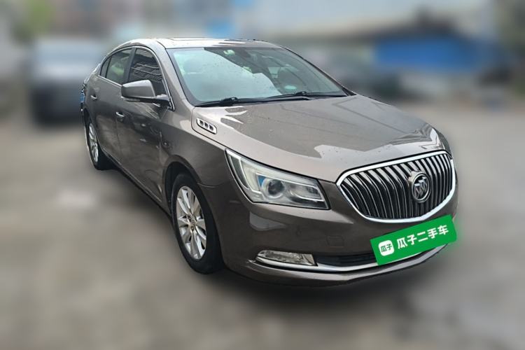 Used Buick LaCrosse 2013 2.4L SIDI Leading Comfort Version Front Right 45 Deg