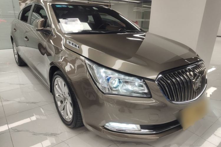 Used Buick LaCrosse 2013 2.0T SIDI Smart Luxury Flagship Edition Front Right 45 Deg