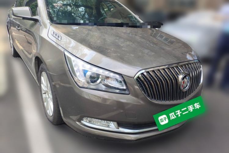 Used Buick LaCrosse 2013 2.4L SIDI Elite Comfort Version Front Right 45 Deg