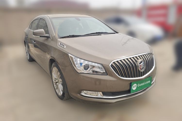 Used Buick LaCrosse 2013 2.4L SIDI Elite Comfort Version Front Right 45 Deg