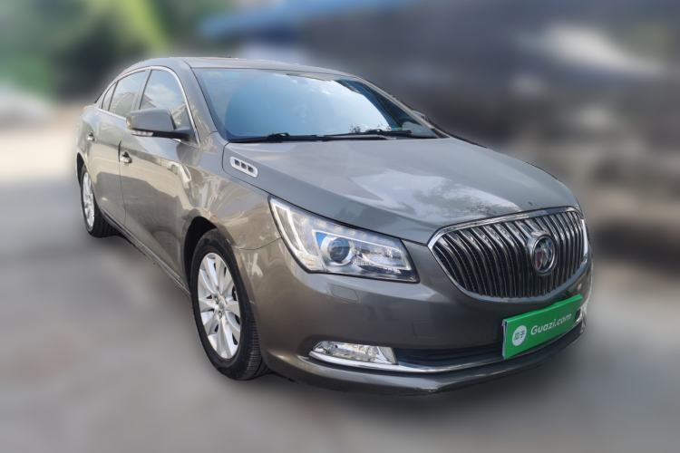 Used Buick LaCrosse 2013 2.4L SIDI Leading Comfort Version Front Right 45 Deg