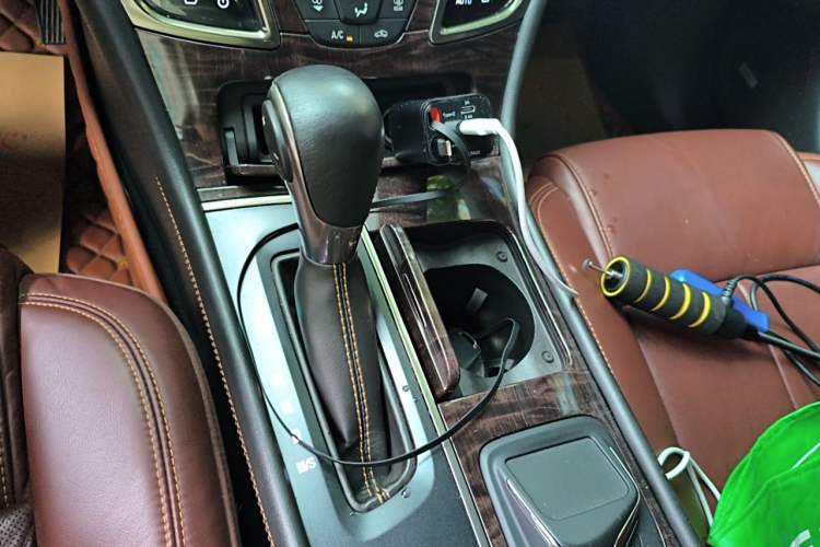 Used Buick LaCrosse 2013 2.4L SIDI Luxury Comfort Edition Gear Lever