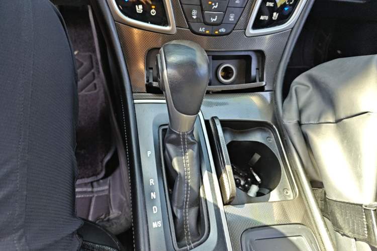 Used Buick LaCrosse 2013 2.0T SIDI Smart Luxury Flagship Edition Gear Lever